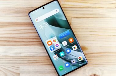 Novo EDGE 60 | Dimensity 7300, 12GB / 512GB, Bateria 5200ah